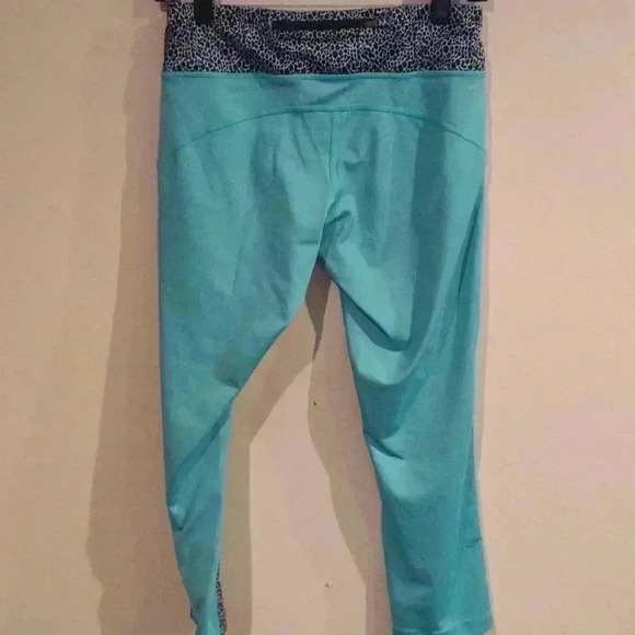 Womens Nike Dri-Fit running leggings size med - Picture 4 of 4